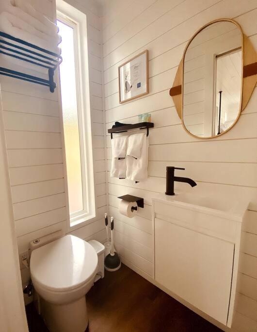 Entirely Private Tiny Home - 1 Mile To Uf Gainesville Bagian luar foto